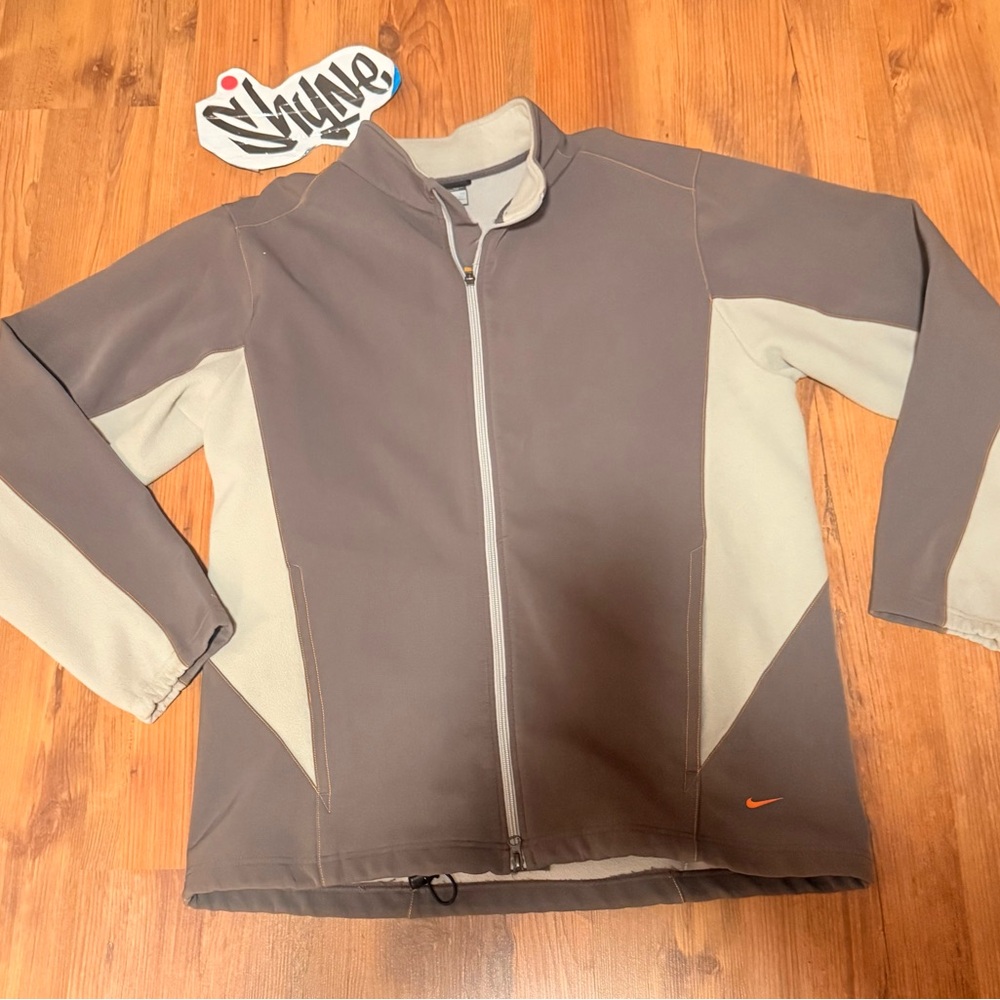 Vintage Nike Therma-Fit Cream and Gray Jacket